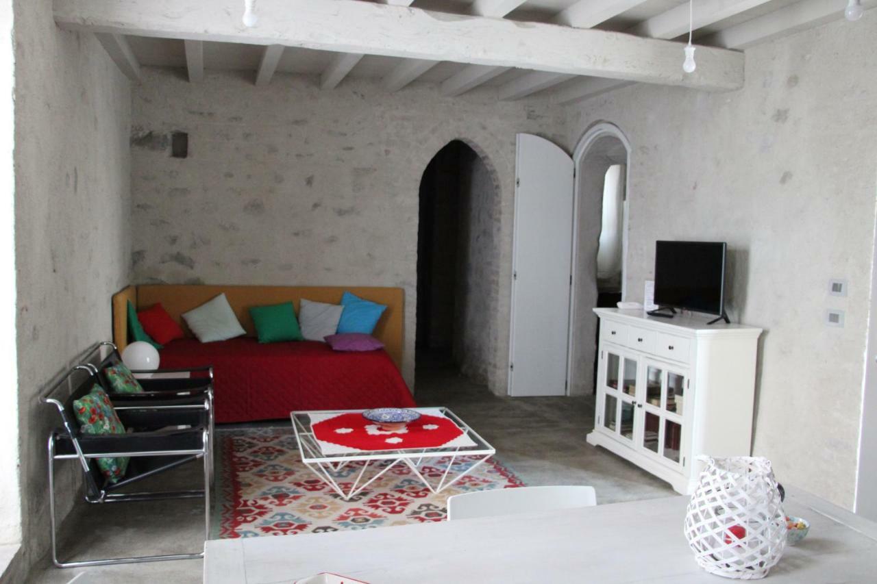 Casa Torre Allera Cuneo Esterno foto
